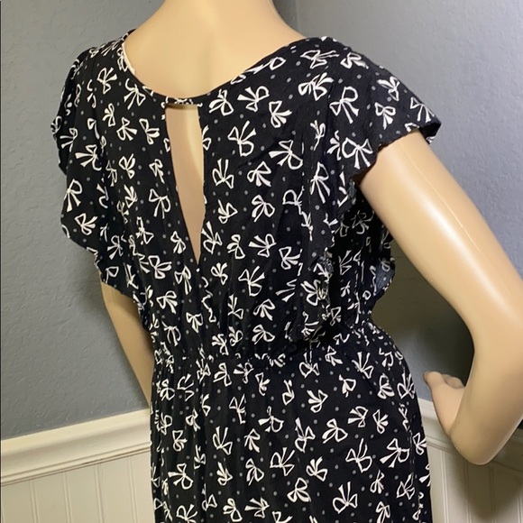 Lush M Bow Black Dress. - Picture 7 of 12